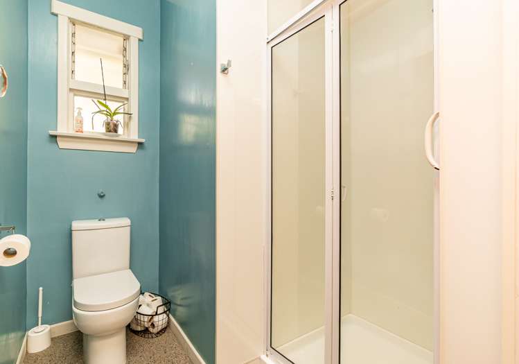 16 June Street Highfield_17