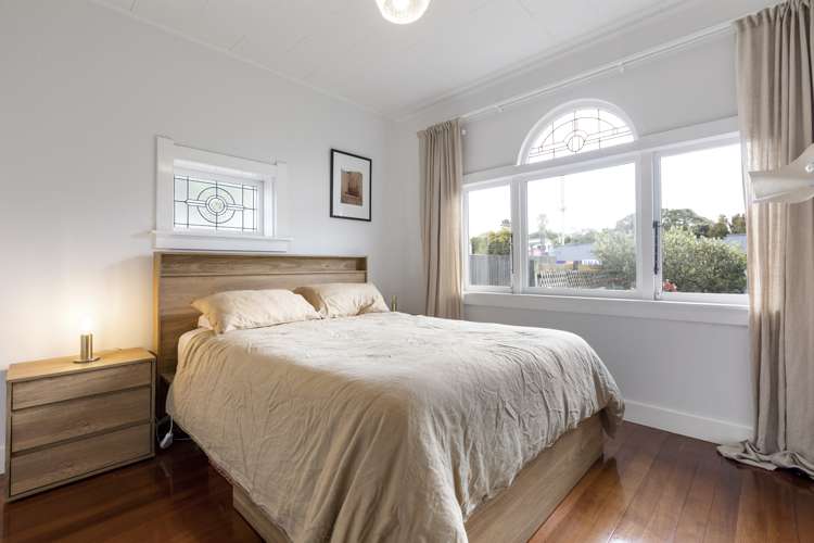 153 Mount Smart Road Onehunga_8