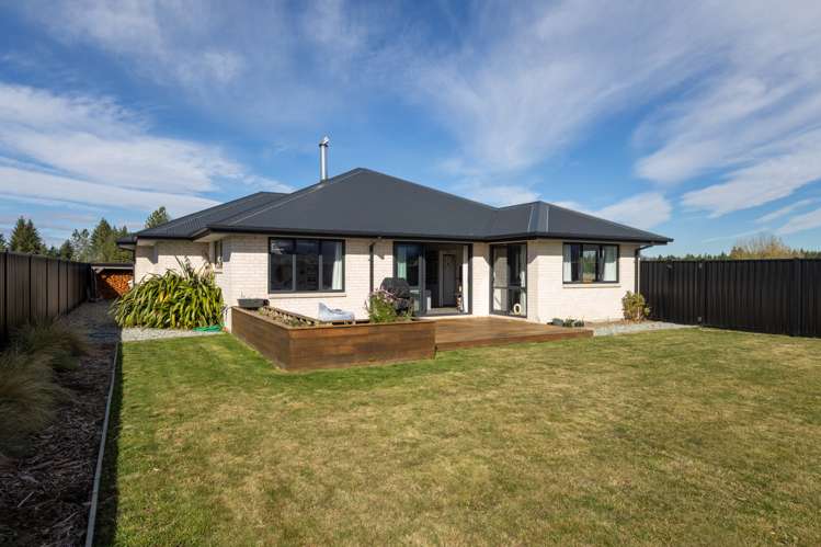 27 Grandvue Drive Twizel_6