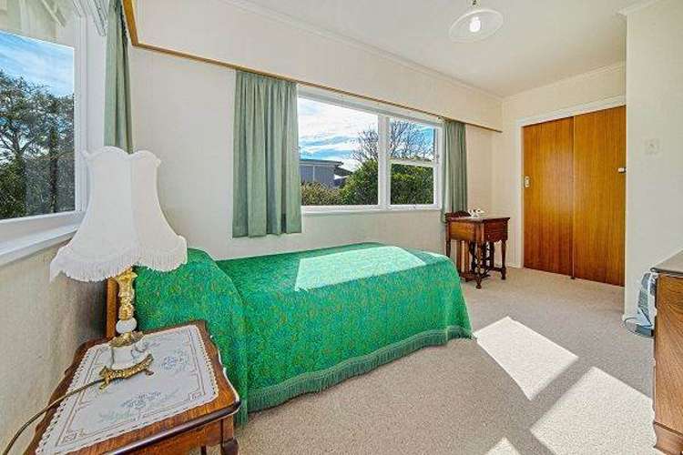 16 Merville Avenue Te Atatu South_11