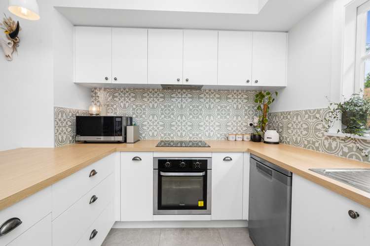 6 Anzac Road Morningside_7