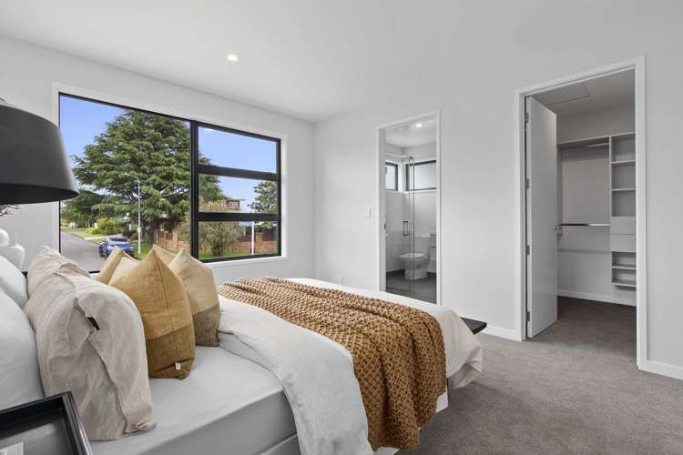 9 Hillcrest Road Otumoetai_8