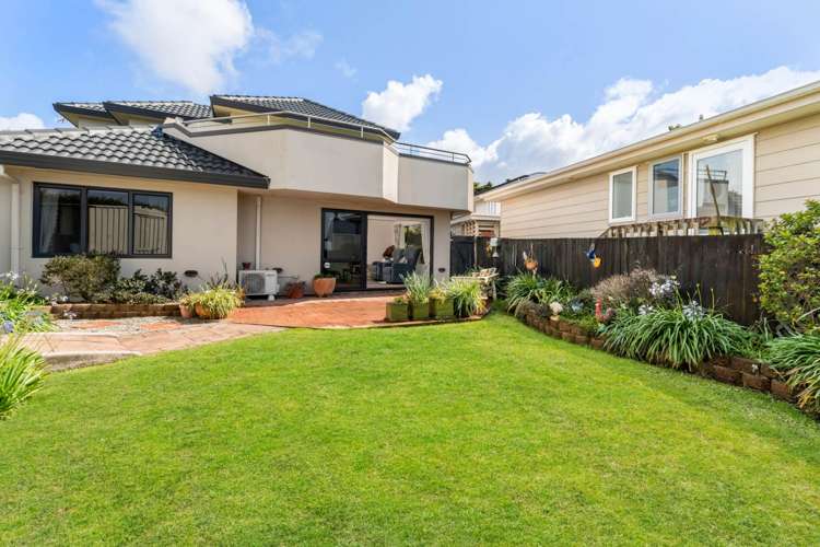 18 Fairlea Road Te Atatu South_11