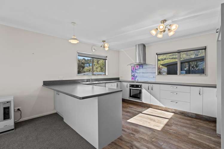 7 Myles Way Lower Shotover_10