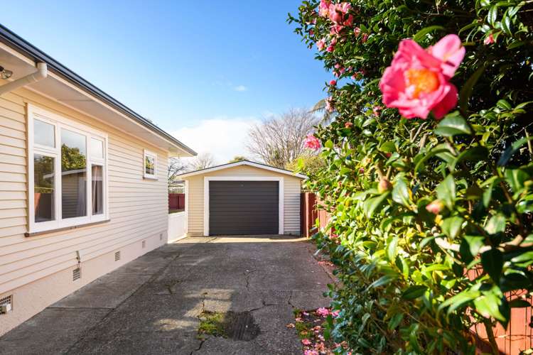 11 Kent Crescent Awapuni_19