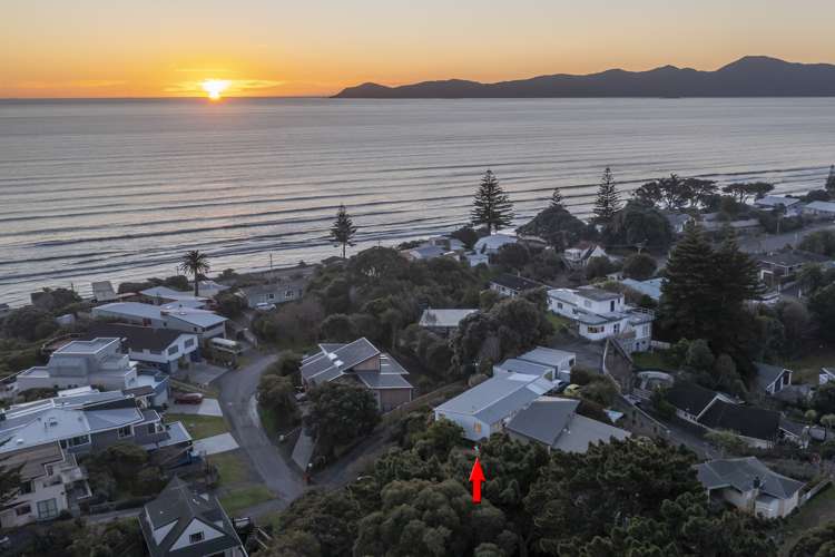 13 The Crescent Raumati South_3
