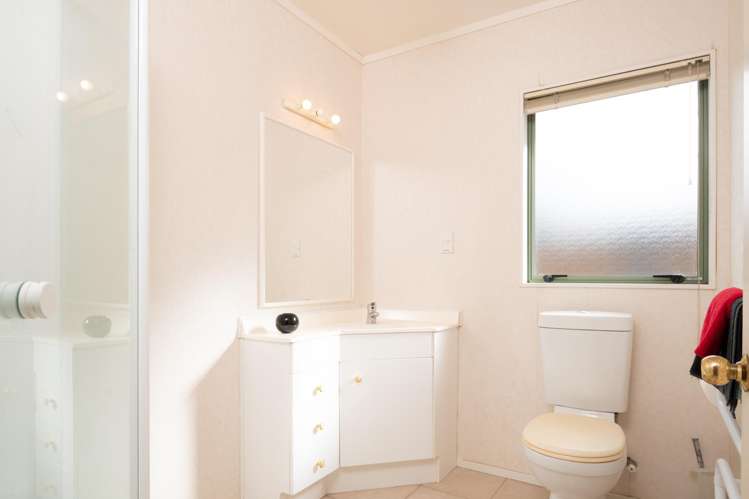 28 San Bernadino Drive Henderson_19