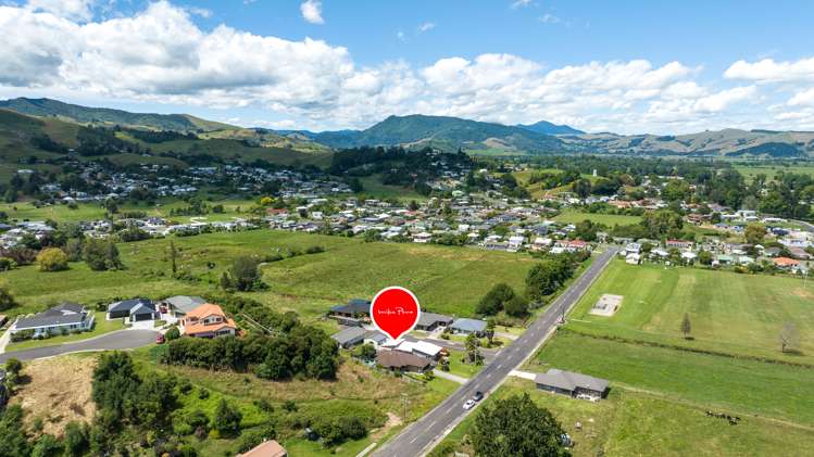 86 Norwood Road Paeroa_18
