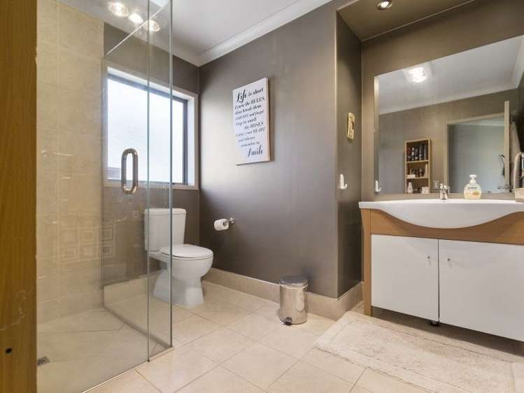 17 Stafford Rise Owhata_19