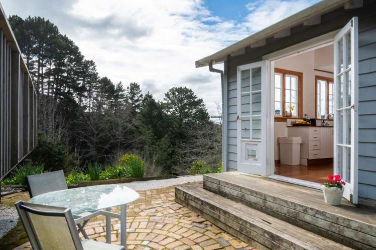 1245 East Coast Road Redvale_14