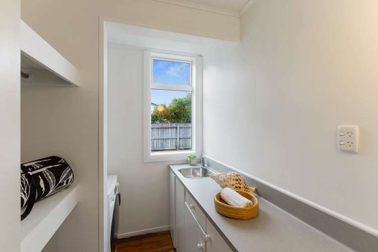 55 Ngapaki Street Waikanae Beach_15