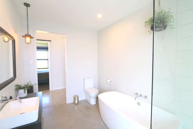 99 Blondell Road Waimatua_22