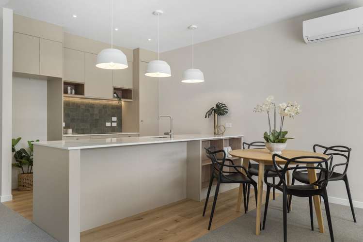 38 Alamein Terrace Mount Albert_6
