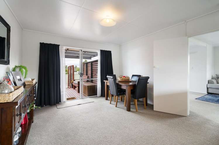 10 Suffolk Crescent Feilding_3