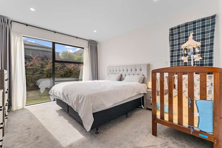 8 Kuinga Street Milldale_10