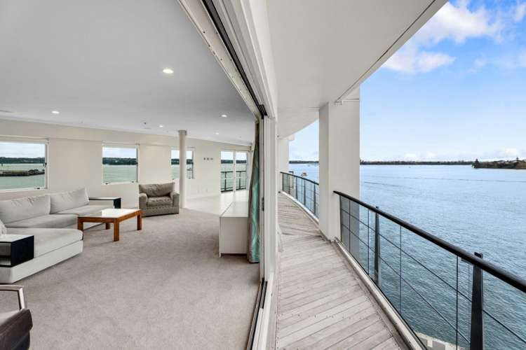 45/143 Quay Street 10015_1
