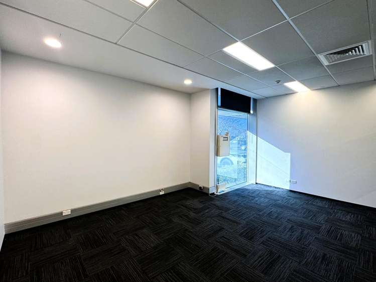 7 Show Place Addington_8