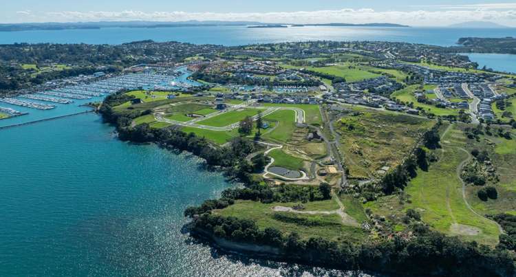 3 Daisy Burrell Drive Gulf Harbour_19