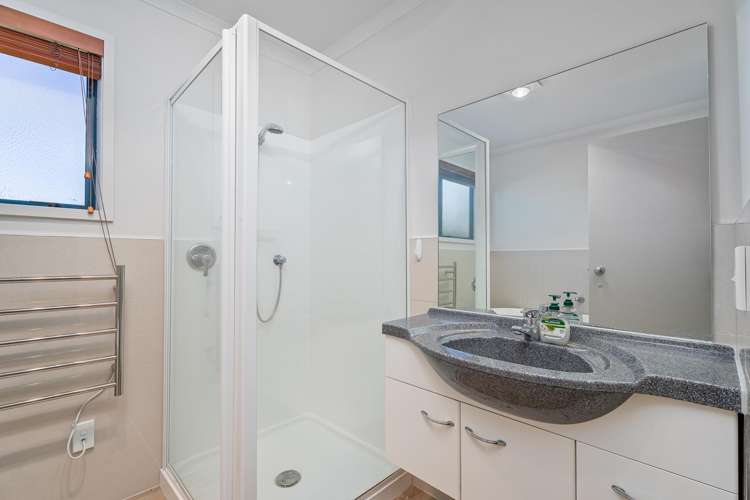 106 Corokia Place Matarangi_14