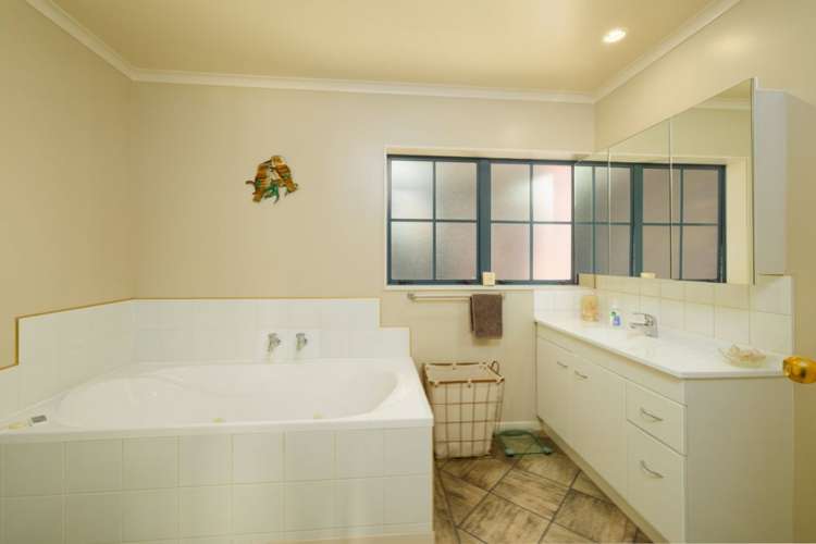 39 Kotuku Road South Bay_20