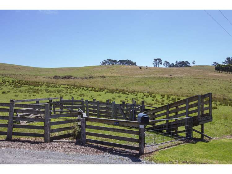 97 Nukuroa Road Oruawharo_17