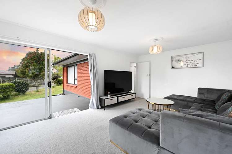 59 Resthill Crescent Glenview_3