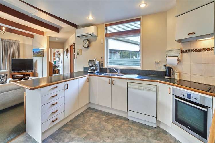 16 Anaru Place Awapuni_7