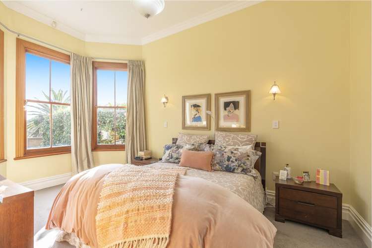 7 Queen Street Northcote Point_14