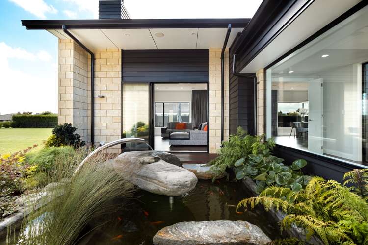 8 Baxter Michael Crescent Cambridge_21