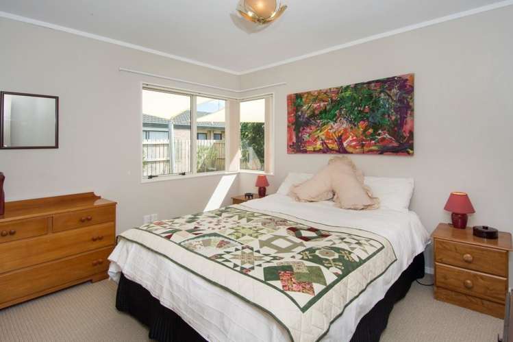 16 Kentia Avenue Mount Maunganui_12