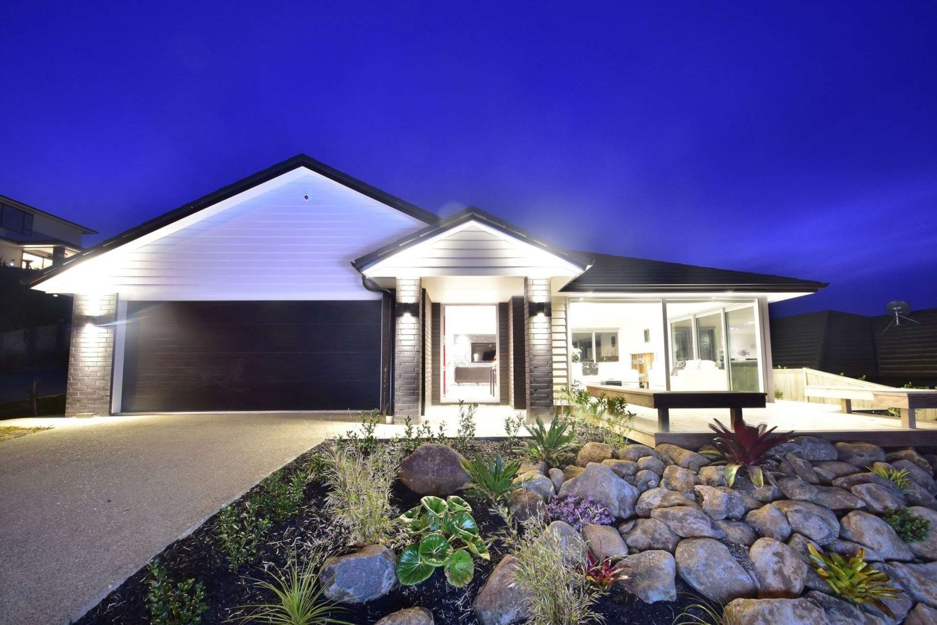 24 Seaview Crescent Hatfields Beach_0