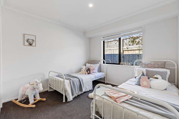 118 Whakaturou Crescent Pyes Pa_15