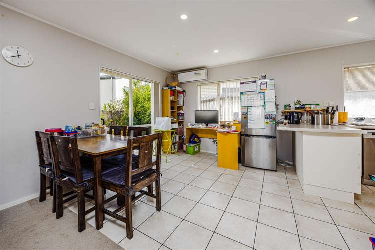 4 Ksenia Drive Flat Bush_6