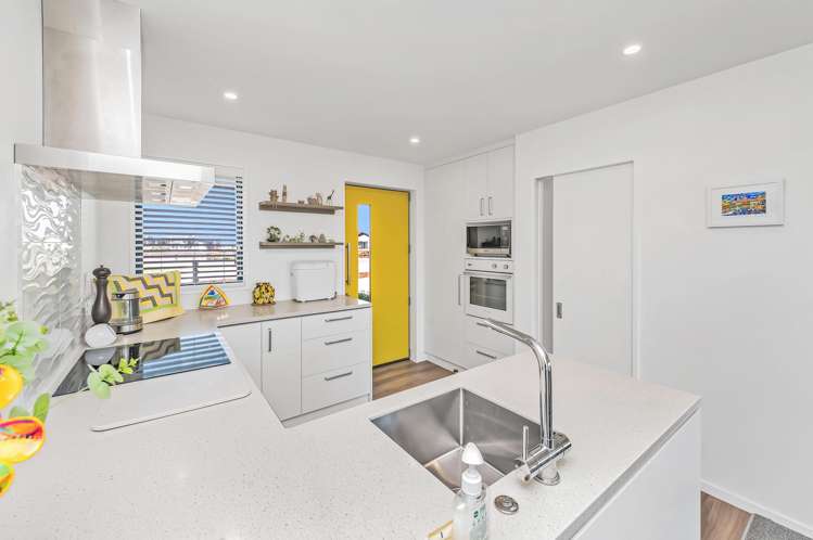 56 Summers Road Darfield_25