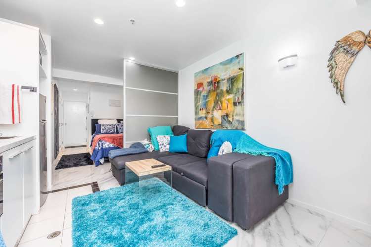 807/17 Vogel Lane Auckland Central_5