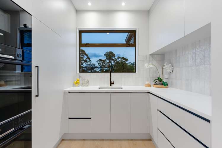 77 Skulander Crescent Millwater_9