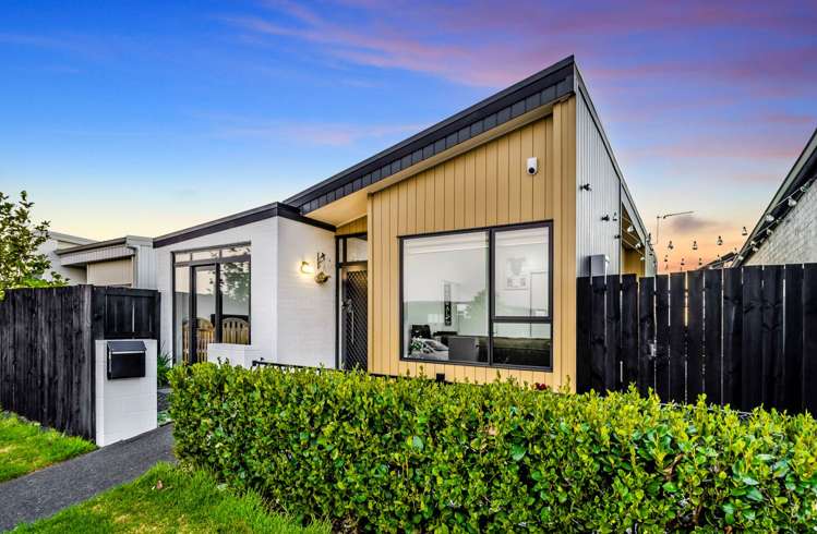 8 Liberation Road Papakura_0