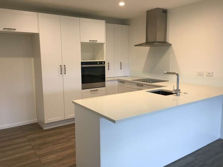 5d Melia Place Stanmore Bay_1