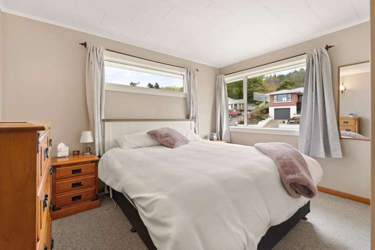 18 Stephen Street Halfway Bush_12