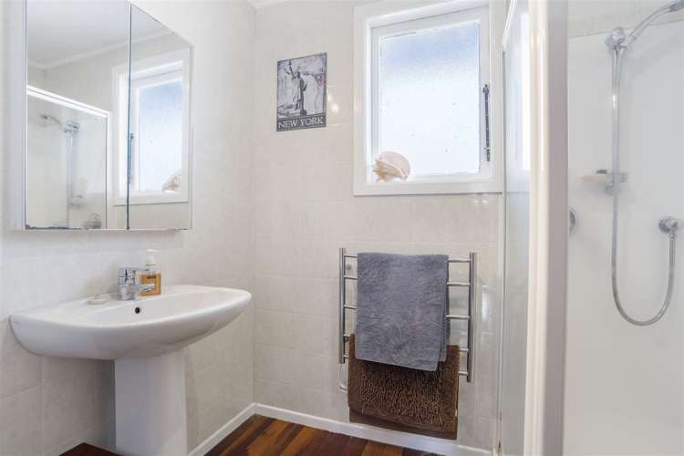 14 Karamu Street Te Atatu Peninsula_7