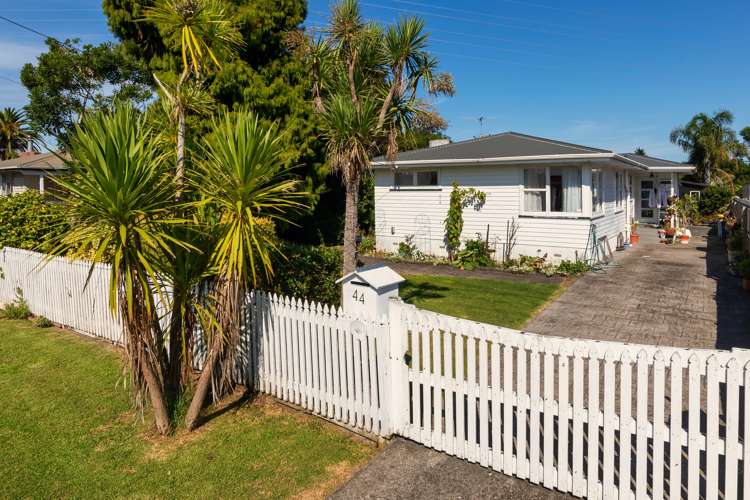 44 Cobham Crescent Kelston_22