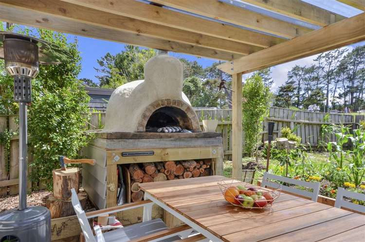 20 Hobby Avenue Birkdale_24