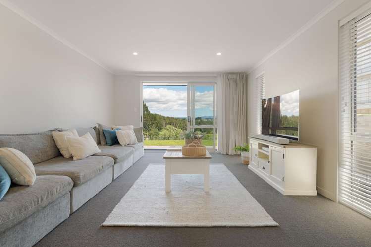 26 Kirk Lane Ohauiti_1