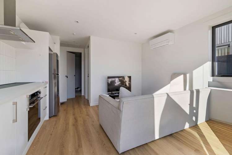 24 Perendale Road, Hanley's Farm Jacks Point_20