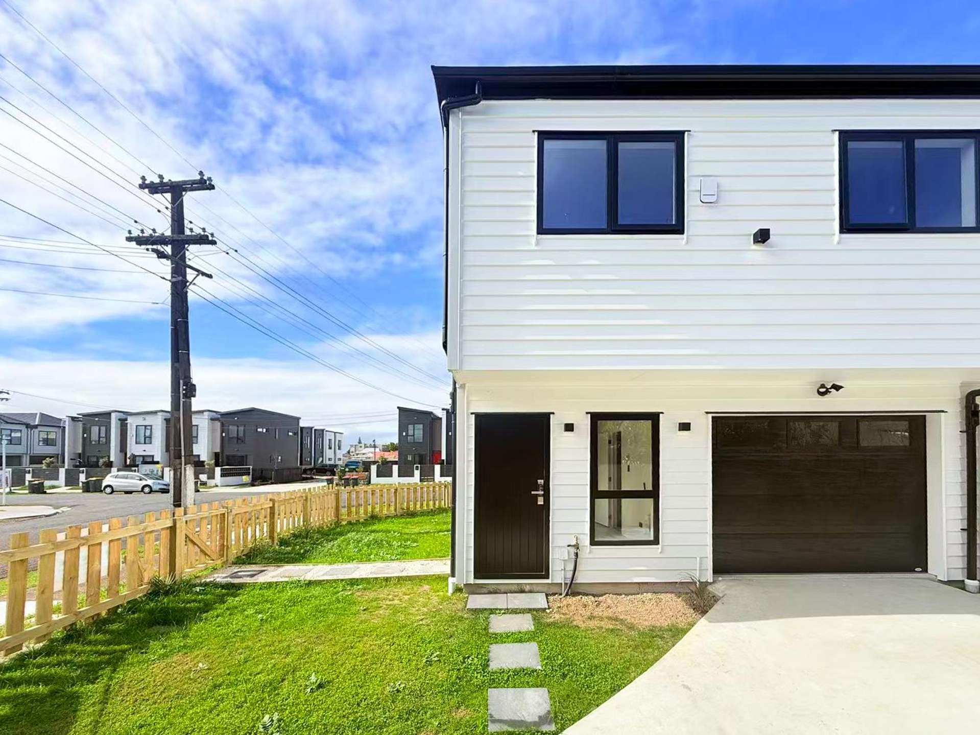 8E Von Sturmer Street Mangere East_0