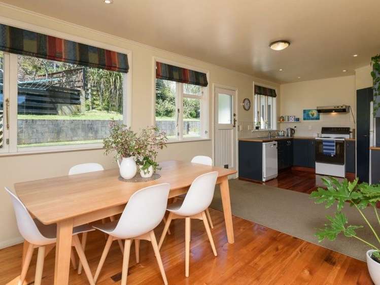 118 Helston Road Paparangi_6