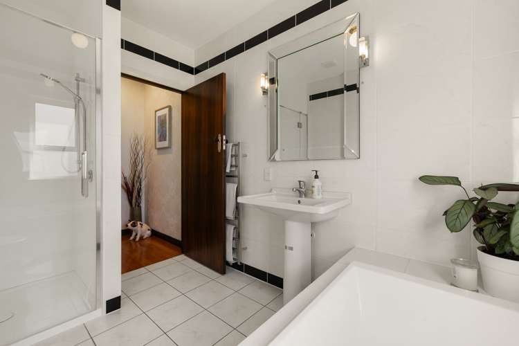 17 Masters Avenue Hillcrest_19