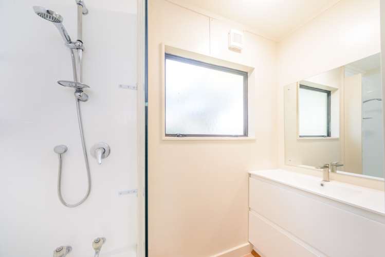 11a Dahlstrom Grove Kelvin Grove_17