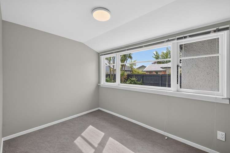 81 Wildberry Street Woolston_13