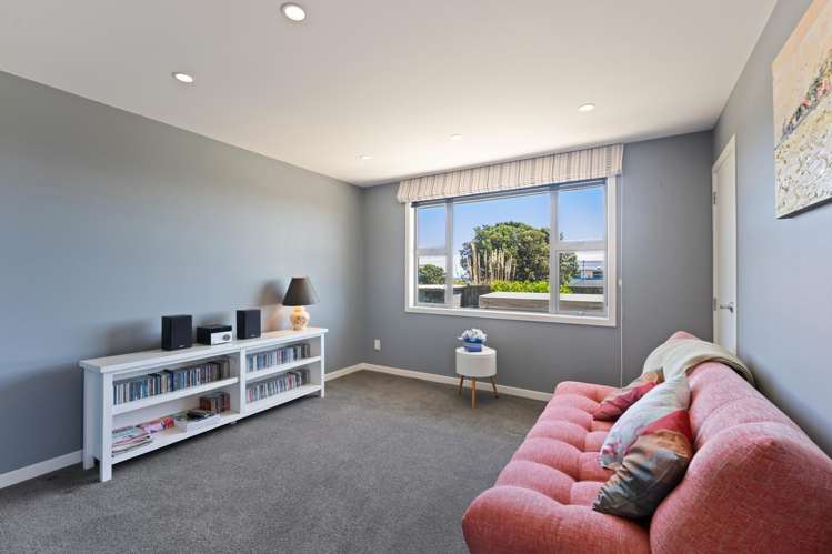 17 Moana Street Otaki Beach_13